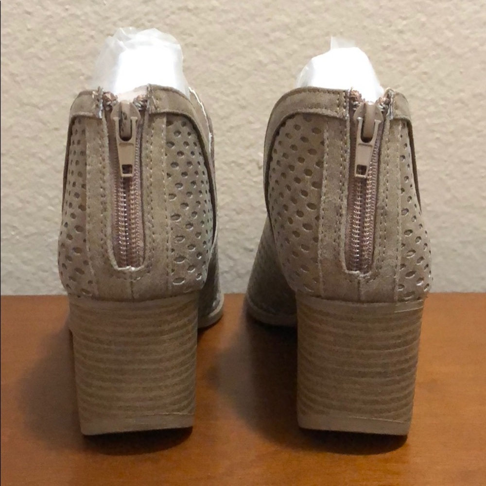Bootie - Picture 4 of 8